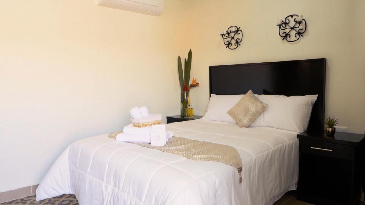 ואיאדוליד Hotel Recuerdos מראה חיצוני תמונה