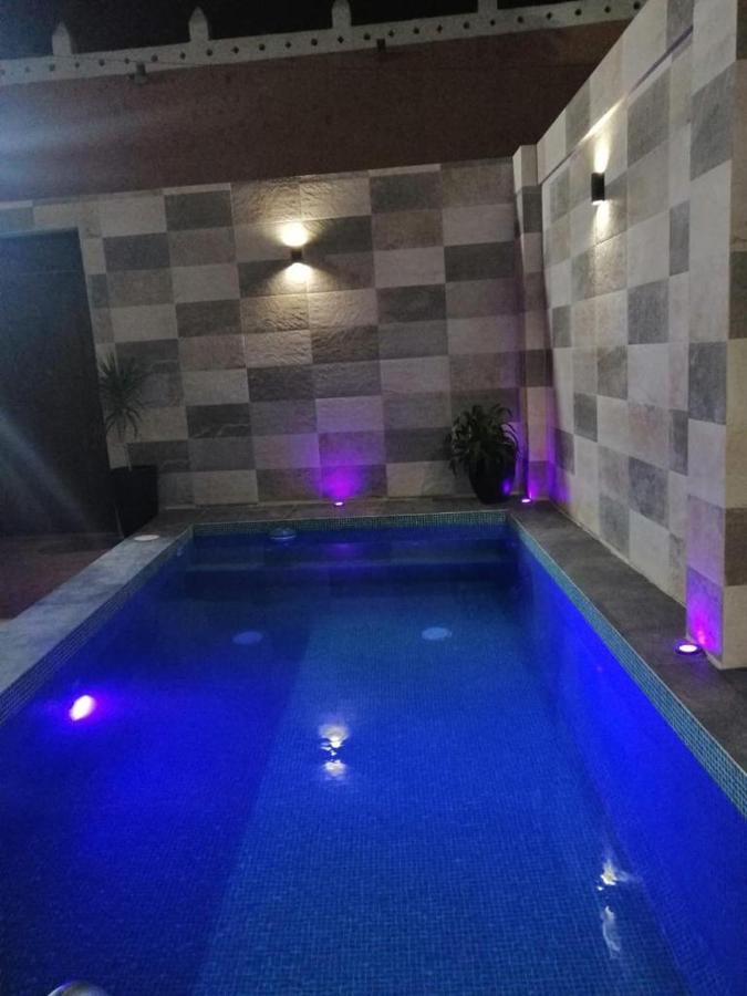 ואיאדוליד Hotel Recuerdos מראה חיצוני תמונה